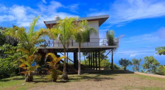 Huge 360 Degree Ocean View Property