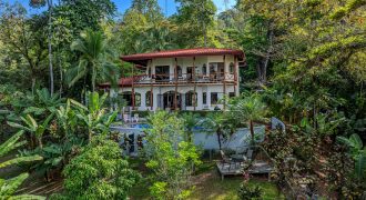 MEDITERRANEAN HOME WITH SPLENDID OCEAN AND JUNGLE VIEW – 2 ACRES